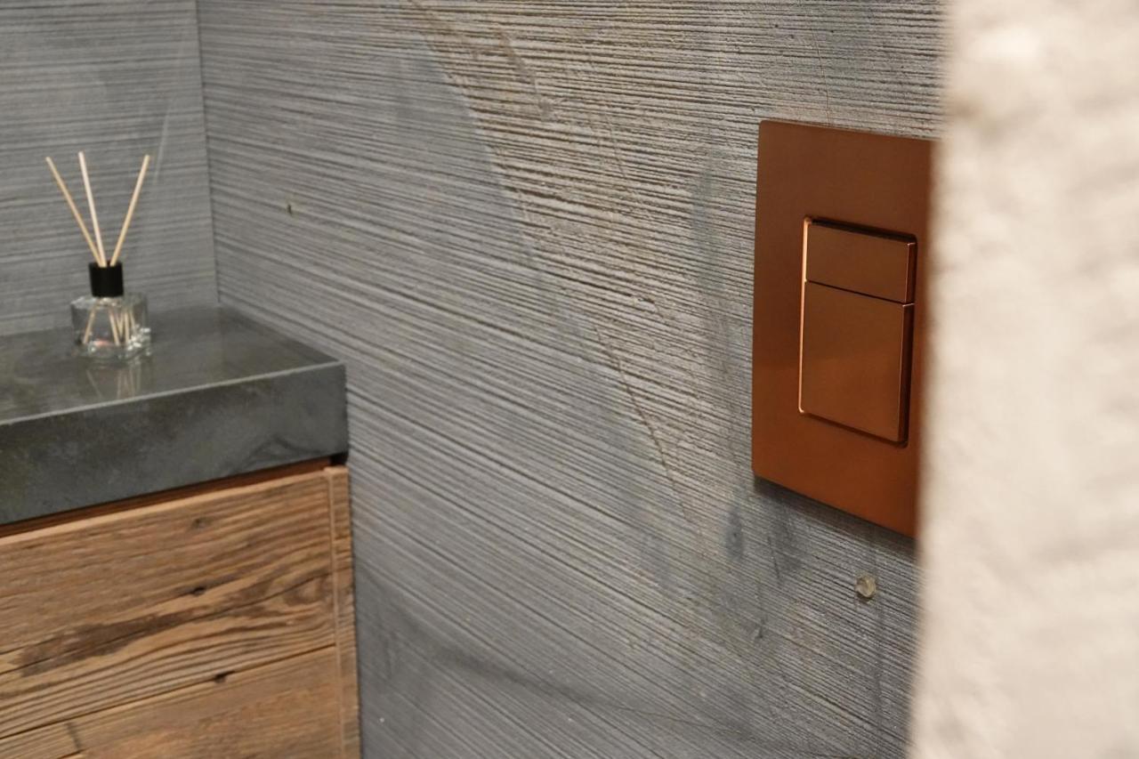 Appartement Der Extraklasse Mit Whirlpool Roding Exteriör bild